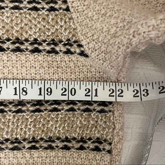 Vintage Oversized Crew Neck Striped Knit Beige Sweater - Picture 12 of 13